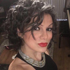 Meet your Posher, Lily